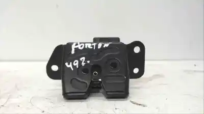 Peça sobressalente para automóvel em segunda mão fechadura do mala por kia carens (rp) d4fd referências oem iam 