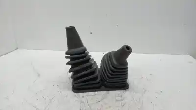 Second-hand car spare part gear lever trim for mitsubishi montero v20 v40 2500 td gl 3ptas. oem iam references mb775561