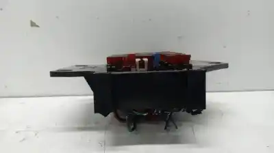 Second-hand car spare part fuse box unit for ssangyong korando 2.9 turbodiesel cat oem iam references 8211106000  