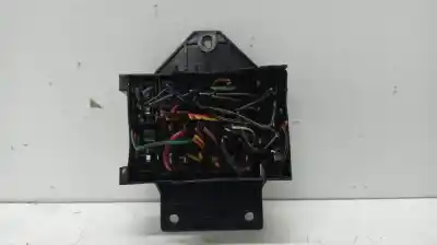 Second-hand car spare part fuse box unit for ssangyong korando 2.9 turbodiesel cat oem iam references 8211106000  