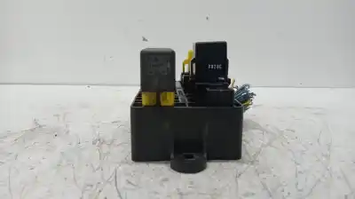 Second-hand car spare part fuse box unit for ssangyong korando 2.9 turbodiesel cat oem iam references 8212106000  