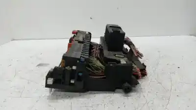 Second-hand car spare part fuse box unit for bmw serie 3 compacto (e46) m47n204d4 oem iam references 8364542