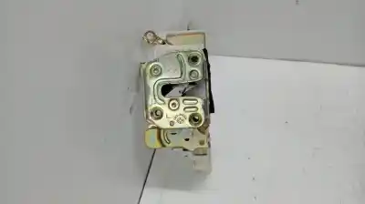Second-hand car spare part left front door lock for nissan pickup d22 td doble cabina navara 4x4 oem iam references 805035p060  