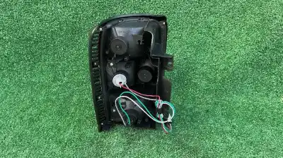 Автозапчасти б/у правый задний фонарь за mitsubishi montero v20 v40 2800 td glx 5-ptas. ссылки oem iam mb683992  