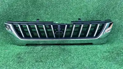 Автозапчастина б/у передня решіта для mitsubishi l 200 k6 7 2500 td glx 4-ptas. посилання на oem iam mr241064  