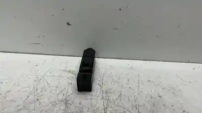 Автозапчастина б/у передній правий віконний вимикач для mitsubishi montero (v20/v40) 2.5 91kw посилання на oem iam mn179944  