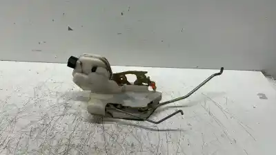 Second-hand car spare part left front door lock for mitsubishi montero (v20/v40) 2.5 91kw oem iam references mr473987  