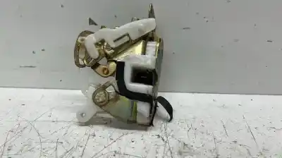 Автозапчастина б/у замок дверей заднього лівого для mitsubishi montero (v20/v40) 2.5 91kw посилання на oem iam mr313409  