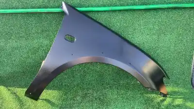 Автозапчасти б/у переднее правое крыло за mitsubishi l 200 (ka0/kb0) cabina doble intense 4x4 ссылки oem iam 5220f432  