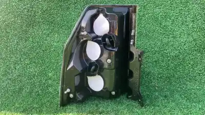 Автозапчастина б/у правий ліхтар для mitsubishi montero (v60/v70) 3.2 di-d avance посилання на oem iam 8330a566  