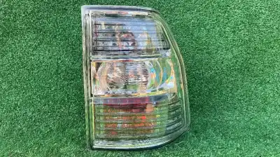 Автозапчастина б/у правий ліхтар для mitsubishi montero (v60/v70) 3.2 di-d avance посилання на oem iam 8330a566  