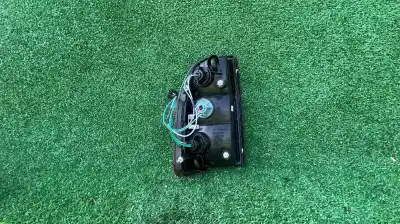 Автозапчастина б/у правий ліхтар для mitsubishi l 200 k6 7 2500 td glx 4-ptas. посилання на oem iam mr981082  