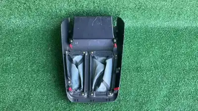 Second-hand car spare part center console for mitsubishi montero (v20/v40) 2.5 91kw oem iam references mr471883  