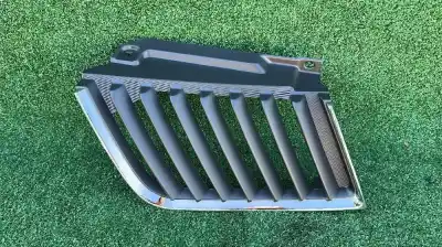 Recambio de automóvil de segunda mano de REJILLA DELANTERA para MITSUBISHI L 200 (KA0/KB0) Cabina doble Intense 4x4 referencias OEM IAM 7450A185  