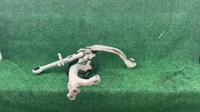 Second-hand car spare part front left knuckle for audi a4 berlina (8e) ake oem iam references 4b0407613b  