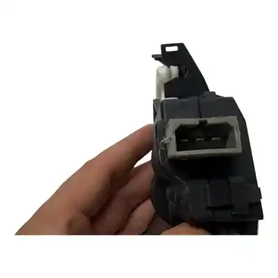 Автозапчасти б/у замок багажника/ворот за audi a4 b7 avant (8ed) 1.9 tdi ссылки oem iam 4f5827505d  