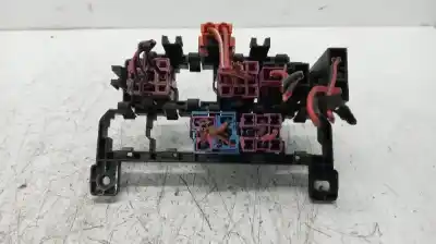 Pièce détachée automobile d'occasion boîtes à fusibles pour audi a6 avant (4f5) asb références oem iam 4f0937503