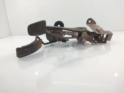 Second-hand car spare part accelerator pedal for renault kangoo be bop 106 cv / 78 kw oem iam references 8200436864  