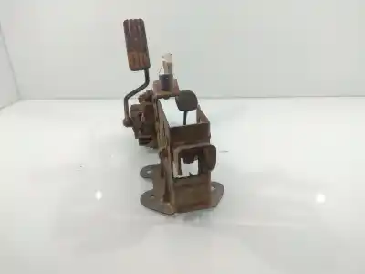 Second-hand car spare part accelerator pedal for renault kangoo be bop 106 cv / 78 kw oem iam references 8200436864  