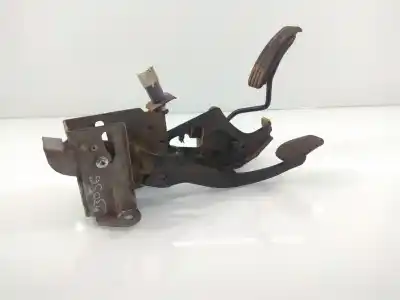 Second-hand car spare part accelerator pedal for renault kangoo be bop 106 cv / 78 kw oem iam references 8200436864  