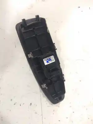 Peça sobressalente para automóvel em segunda mão botão / interruptor elevador vidro dianteiro direito por bmw serie 4 gran coupe (f36) x drive referências oem iam 