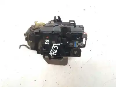 Second-hand car spare part Left Front Door Lock for AUDI A6 C5 AVANT (4B5, 4B6) 2.5 TDI OEM IAM references 4B1837015G  