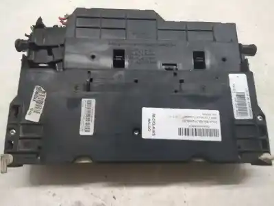 Peça sobressalente para automóvel em segunda mão Caixa De Fusíveis E Relés por BMW SERIE X3 (E83) 3.0d [3.0 Ltr. - 150 kW Turbodiesel] Referências OEM IAM 8364540  8364542