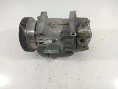 Second-hand car spare part air conditioning compressor for dacia duster 1.6 16v cat oem iam references 926000097r 2 tomas por arriba 4 orejas 6 canales