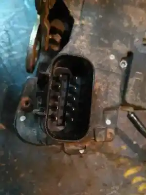 Peça sobressalente para automóvel em segunda mão fechadura da porta dianteira esquerda por fiat stilo (192) 1.9 jtd cat referências oem iam 