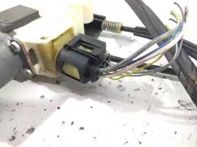 Tweedehands auto-onderdeel regelaar rechts voor ruit voor ford mondeo berlina (ca2) 1.8 tdci cat oem iam-referenties 6m2114553b