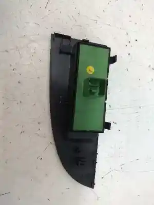 Second-hand car spare part Left Front Power Window Switch for SEAT LEON (1P1) 1.6 TDI 90 CV / 66 KW OEM IAM references 1P1867171A  