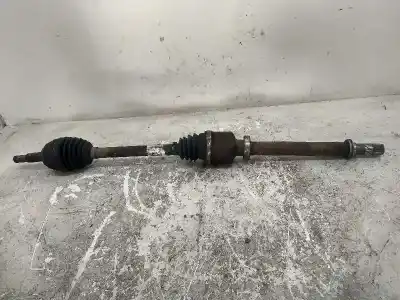 Second-hand car spare part Front Right Transmission for RENAULT CLIO III 1.5 dCi Diesel CAT OEM IAM references 8200499586  