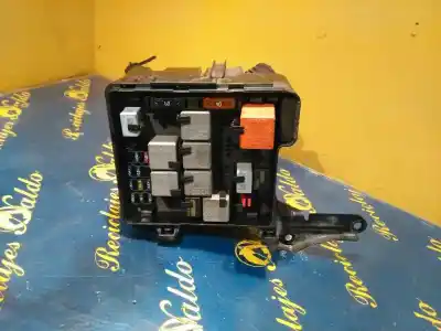 Recambio de automóvil de segunda mano de CAJA RELES / FUSIBLES para SAAB 9-5 FAMILIAR  referencias OEM IAM 5243290  
