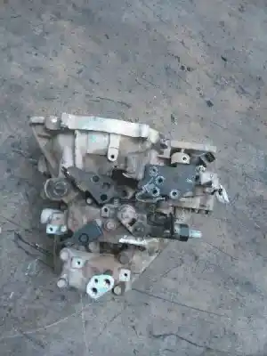 Second-hand car spare part gearbox for kia rio 1.5 crdi ex2 oem iam references   