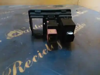 Second-hand car spare part headlights switch for hyundai i30 2.0 crdi cat oem iam references   