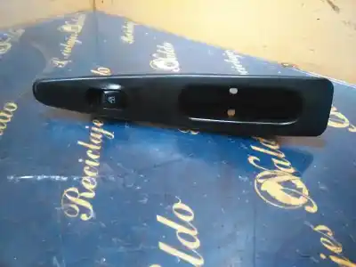 Second-hand car spare part Right Front Power Window Switch for KIA RIO 1.3 CAT OEM IAM references   