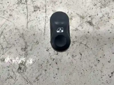 Second-hand car spare part Left Front Power Window Switch for DACIA DUSTER 1.5 dCi Diesel FAP CAT 107 CV / 79 KW OEM IAM references   