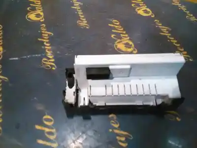 Peça sobressalente para automóvel em segunda mão  por RENAULT CLIO III  Referências OEM IAM 8200307273C  