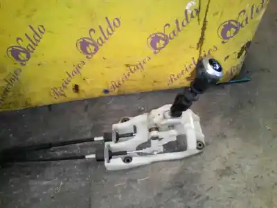 Pièce détachée automobile d'occasion levier pour kia cee´d 2.0 crdi références oem iam   