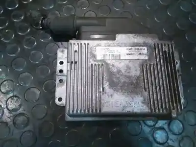 Second-hand car spare part Ecu Engine Control for RENAULT CLIO II FASE II (B/CB0) 1.5 dCi Diesel 65 CV / 48 KW OEM IAM references 7700864454 7700105983 