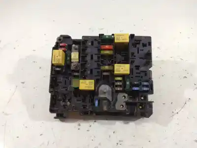 Peça sobressalente para automóvel em segunda mão caixa de fusíveis e relés por peugeot 208 i (ca_, cc_) 1.2 vti 82 referências oem iam 9804848480