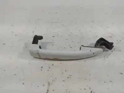 Peça sobressalente para automóvel em segunda mão puxador exterior traseiro direito por peugeot 208 i (ca_, cc_) 1.2 vti 82 referências oem iam 