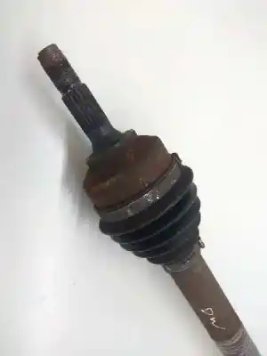 Peça sobressalente para automóvel em segunda mão transmissão dianteira direita por peugeot 208 i (ca_, cc_) 1.2 vti 82 referências oem iam 9801611280