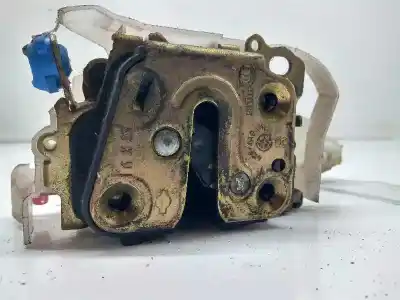 Second-hand car spare part Front Right Door Lock for RENAULT MAXITY 130 DXI OEM IAM references   