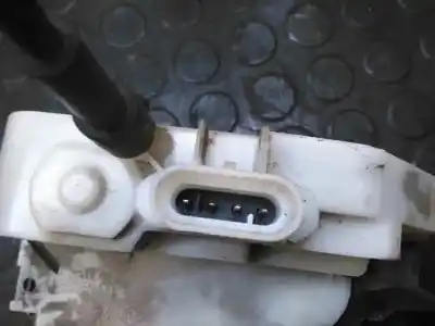 Автозапчастина б/у замок передніх дверей лівий для RENAULT SCENIC II 1.9 dCi Diesel FAP Посилання на OEM IAM   