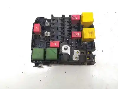 Second-hand car spare part fuse box unit for peugeot 208 i (ca_, cc_) 1.2 vti 82 oem iam references 9804848480