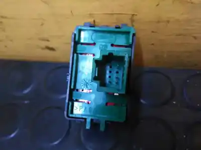 Second-hand car spare part switch for renault clio iv zen oem iam references   