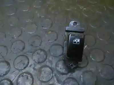 Peça sobressalente para automóvel em segunda mão botão / interruptor elevador vidro traseiro direito por kia carnival carnival (2006 - 2012) referências oem iam 935762d000  