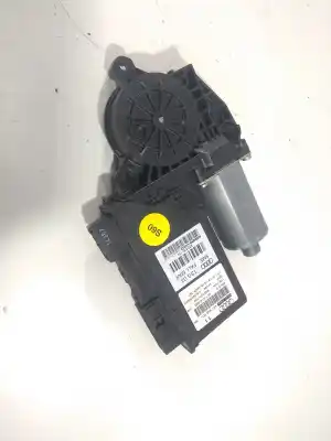 Peça sobressalente para automóvel em segunda mão MOTOR ELEVADOR VIDRO DIANTEIRO ESQUERDO por AUDI A8 (4E2)  Referências OEM IAM 4E1959801  