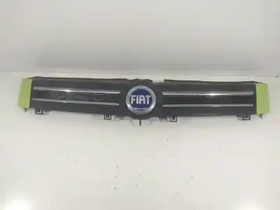 Pezzo di ricambio per auto di seconda mano Griglia Anteriore per FIAT PANDA (169) 1.2 8V Dynamic Riferimenti OEM IAM   